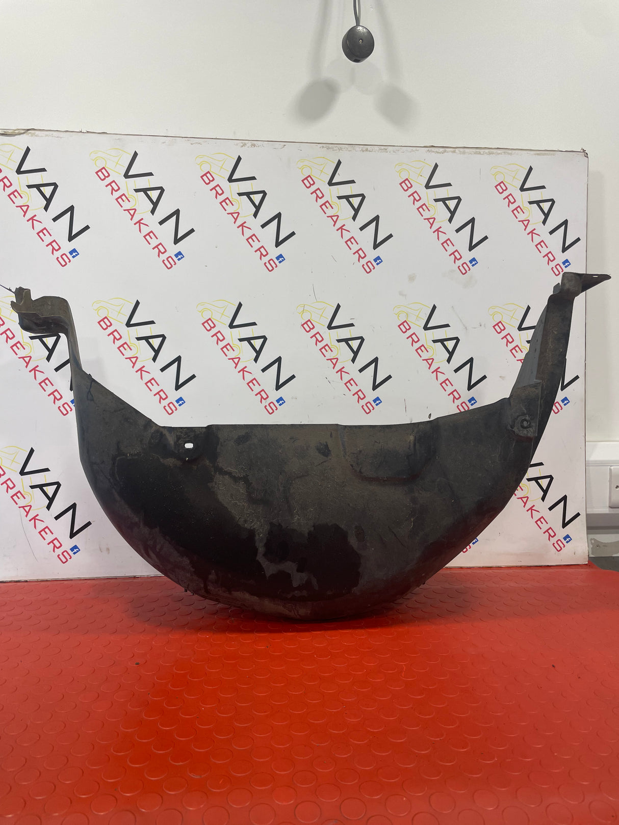 Citroen Berlingo/Peugeot Partner PASSENGER SIDE REAR WHEEL ARCH LINER 2008-2018 P/N 9680450380