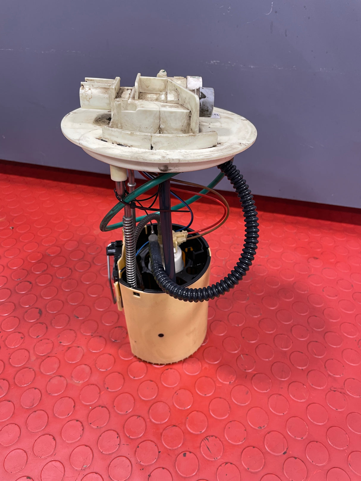 Ford Transit Mk8 FUEL SENDING UNIT 2.0 2021 P/N KK319H307AB