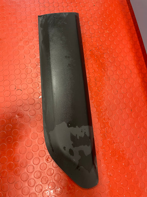 Citroen Berlingo/Vauxhall Combo/Peugeot Partner/Proace City DOOR MOULDING FRONT DRIVER SIDE 2019-2024  P/N 9817695177