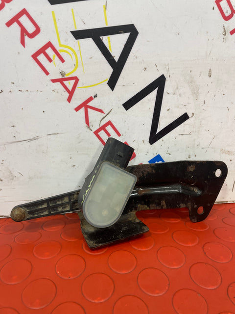 Nissan Navara MK3 REAR HEIGHT SENSOR 2015-2020 P/N 538204JV0A