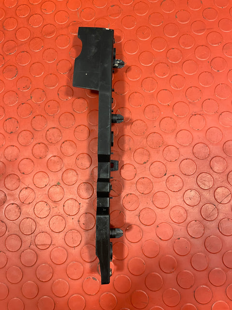 Citroen Berlingo/Peugeot Partner/Vauxhall Combo/Proace City FRONT BUMPER SIDE HOLDER LEFT 2019-2024 P/N 9821847480