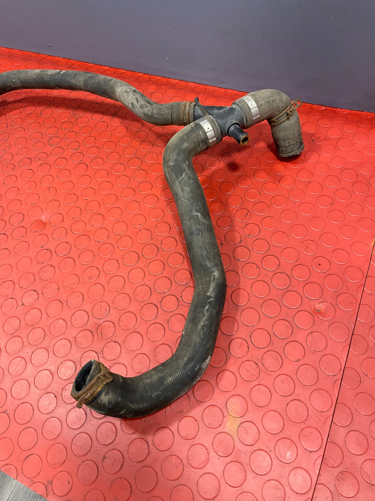 Ford Transit COOLANT HOSE PIPE CLUSTER/COOLANT PIPE LINE 2.2 2013-2016 P/N BK218286BF / BK218286BG