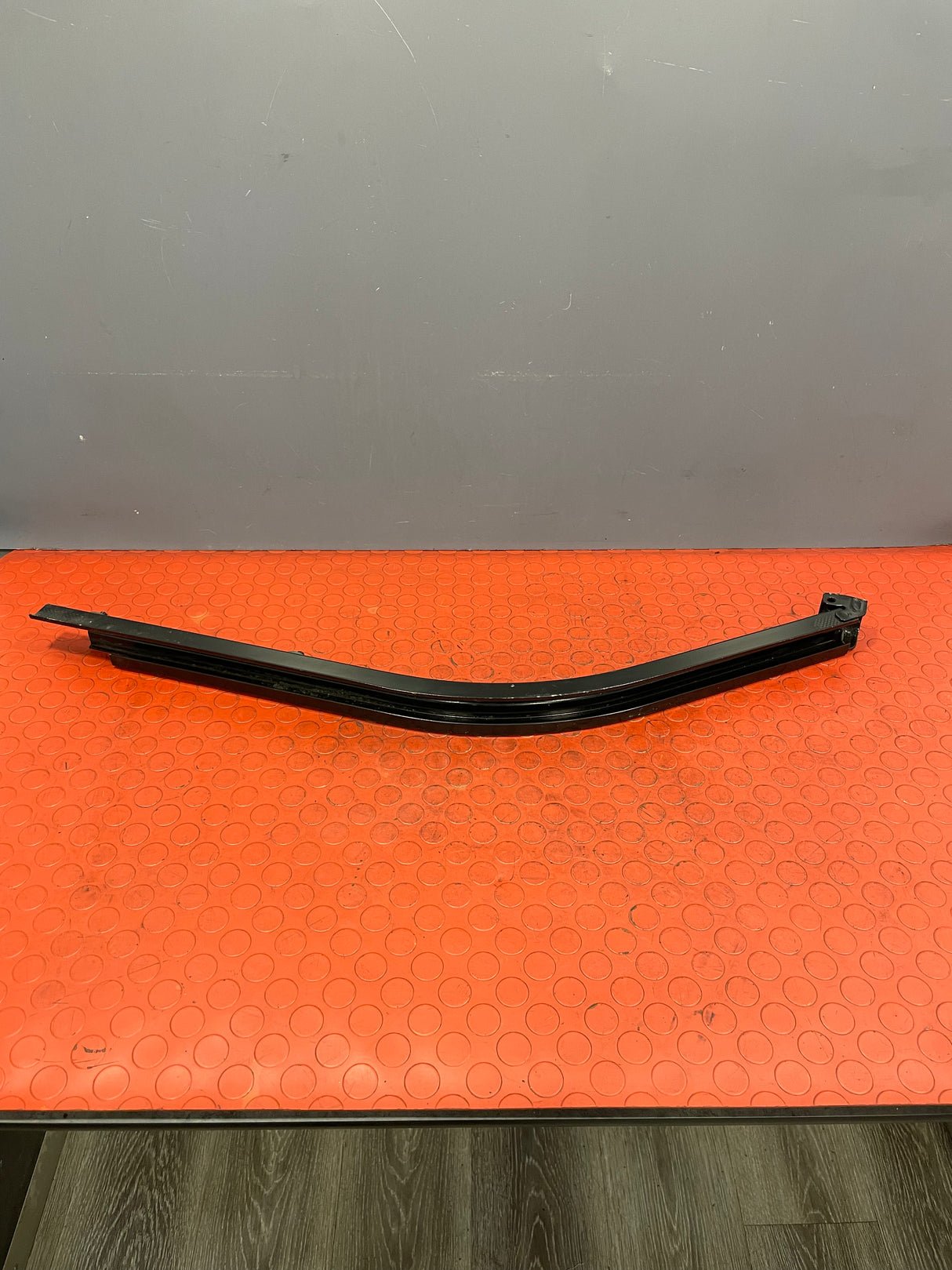 Citroen Berlingo SLIDING DOOR LOWER RAILING Passenger's Side 2019-2024 P/N 9816966680