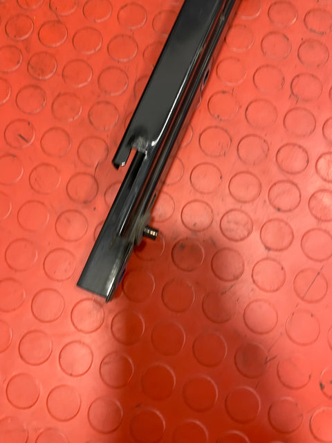 Citroen Berlingo SLIDING DOOR LOWER RAILING Passenger's Side 2019-2024 P/N 9816966680