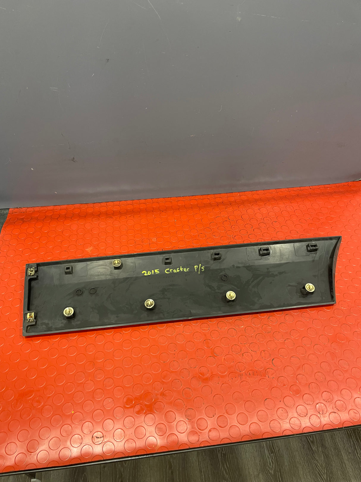 Volkswagen Crafter FRONT DOOR SIDE MOULDING PANEL Passenger's Side 2015 P/N A9066900400