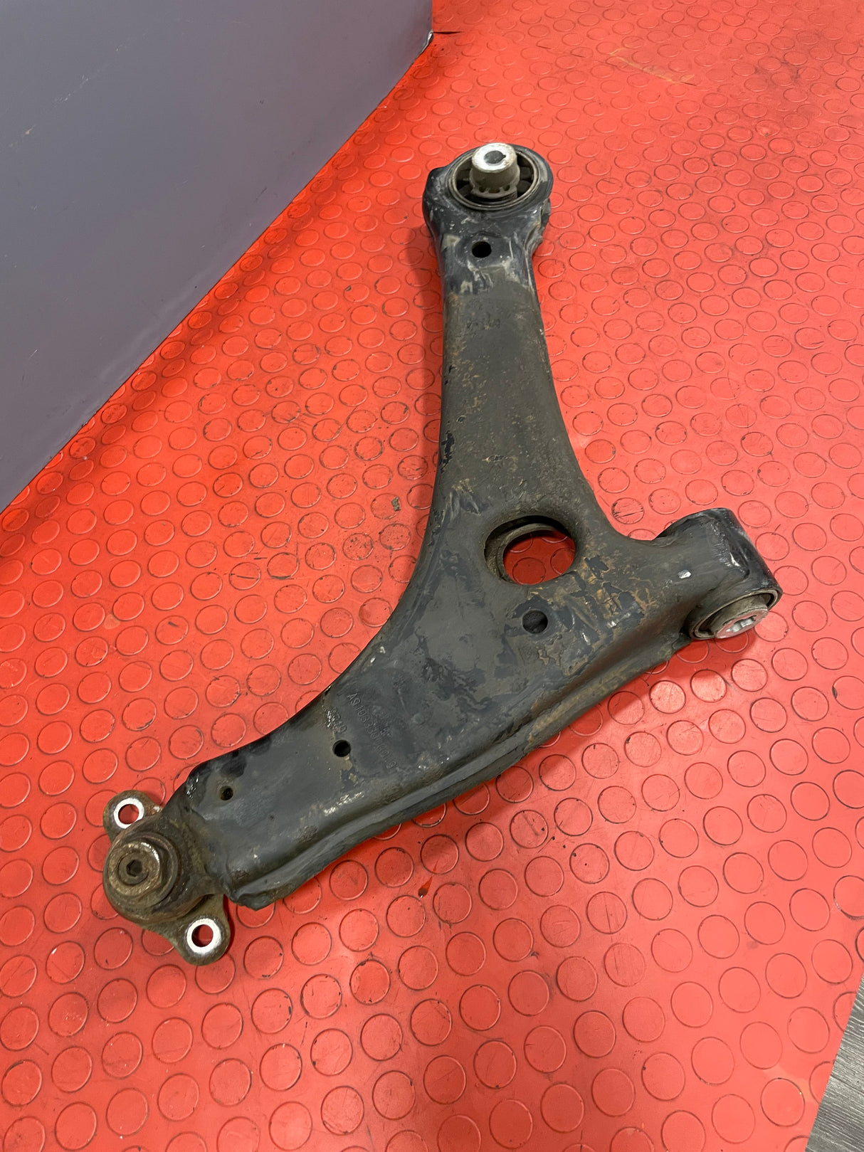 Mercedes Sprinter WISHBONE FWD 2019 Passenger's Side P/N A91033300051