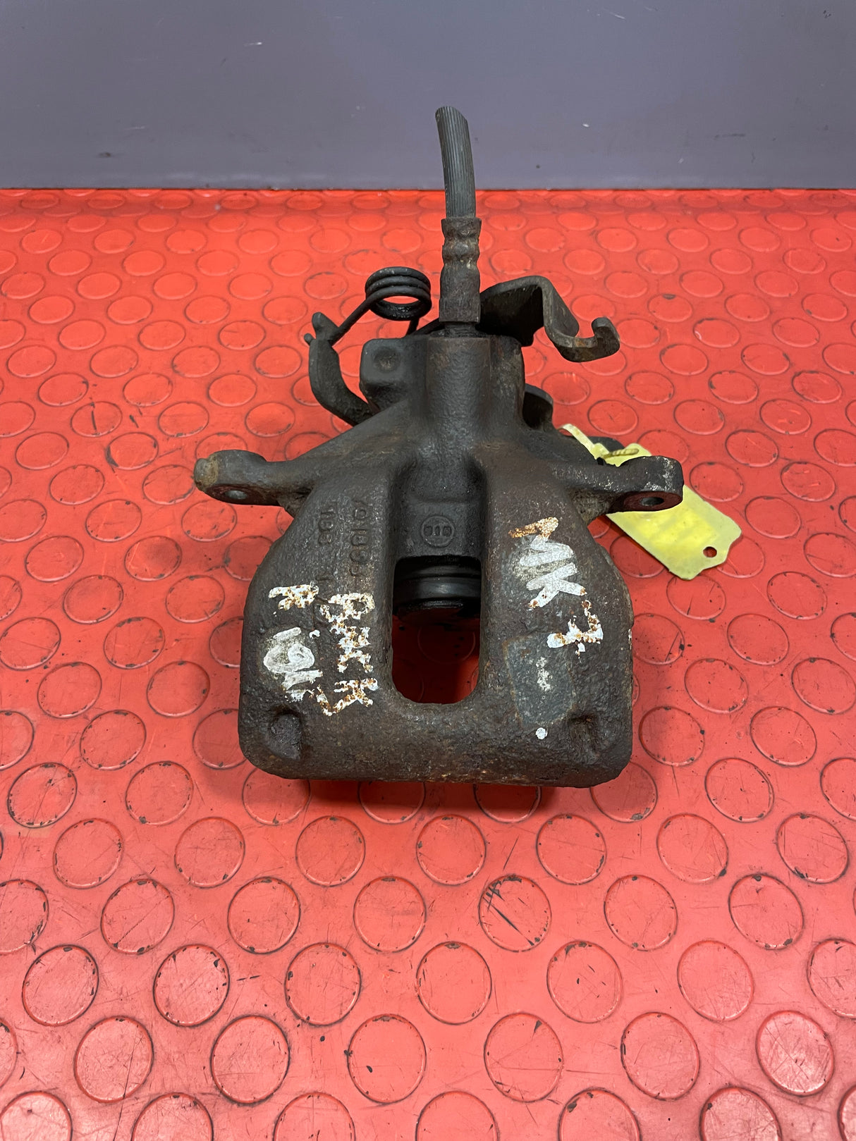 Ford Transit REAR BRAKE CALIPER Driver's Side 2.2 MK7 FWD 2010 P/N 6C112552AD