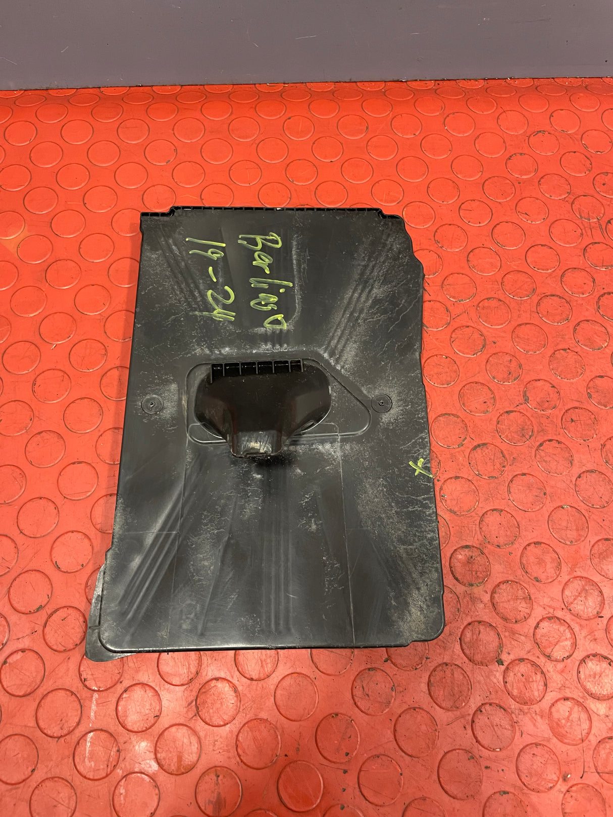 Citroen Berlingo/Peugeot Partner/Vauxhall Combo/Toyota Proace City BATTERY TRAY 2019-2024 P/N 9817230480 - 1
