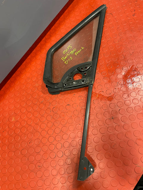 Citroen Berlingo/Peugeot Partner QUARTER GLASS WINDOW PANEL Driver's Side 2008-2018 P/N 9675118180 / 43R000016