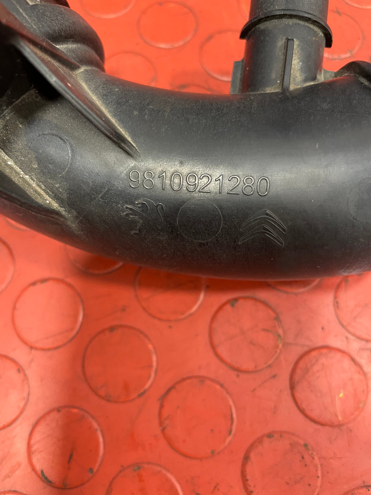 Citroen Berlingo/Peugeot Partner AIR INTAKE HOSE PIPE Euro 6 1.5 2018-2023 P/N 9810921280