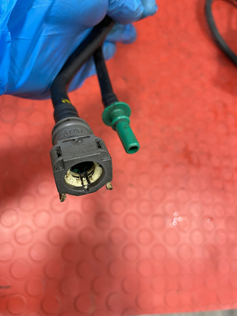 Citroen Berlingo/Peugeot Partner FUEL SENDER UNIT  w/ HOSE & WIRE 1.40HARNESS 1.6 2008-2018 P/N 9811298780 - 1