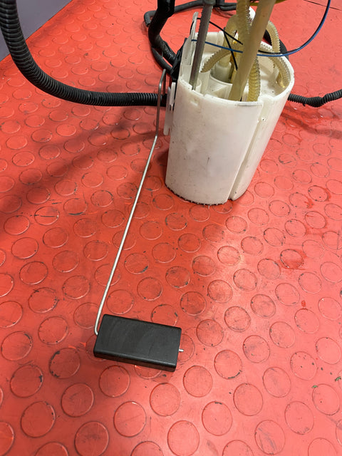 Citroen Berlingo/Peugeot Partner FUEL SENDER UNIT  w/ HOSE & WIRE 1.40HARNESS 1.6 2008-2018 P/N 9811298780 - 1