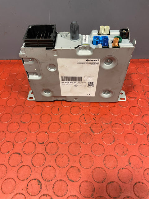Citroen Dispatch/Peugeot Expert/Toyota Proace/Vauxhall Vivaro RADIO STEREO UNIT 2016-2024 P/N 9835408680
