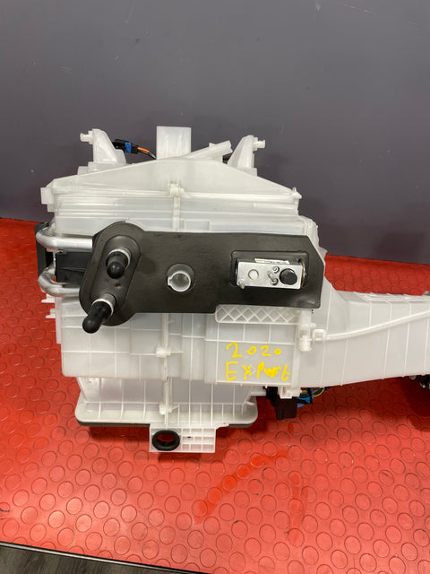 Citroen Dispatch/Peugeot Expert/Toyota Proace/Vauxhall Vivaro HEATER MATRIX BOX UNIT 2016-2024 P/N 9836407680 / 5U7326200 / 9809954980 / XS246480-8760
