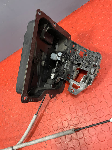 Citroen Dispatch/Peugeot Expert/Vauxhall Vivaro/Toyota Proace/Fiat Scudo SET OF SLIDING DOOR HANDLE,DOOR OPENER HOUSING, DOOR MECHANISM, PASSENGER SIDE 2016-2024 P/N 9812093480 / 1400018580