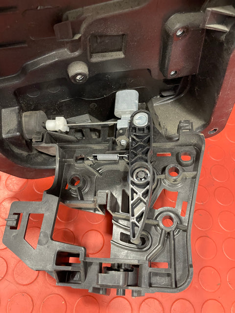 Citroen Dispatch/Peugeot Expert/Vauxhall Vivaro/Toyota Proace/Fiat Scudo SET OF SLIDING DOOR HANDLE,DOOR OPENER HOUSING, DOOR MECHANISM, PASSENGER SIDE 2016-2024 P/N 9812093480 / 1400018580