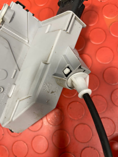 Citroen Dispatch/Peugeot Expert/Vauxhall Vivaro/Toyota Proace/Fiat Scudo SET OF SLIDING DOOR HANDLE,DOOR OPENER HOUSING, DOOR MECHANISM, PASSENGER SIDE 2016-2024 P/N 9812093480 / 1400018580