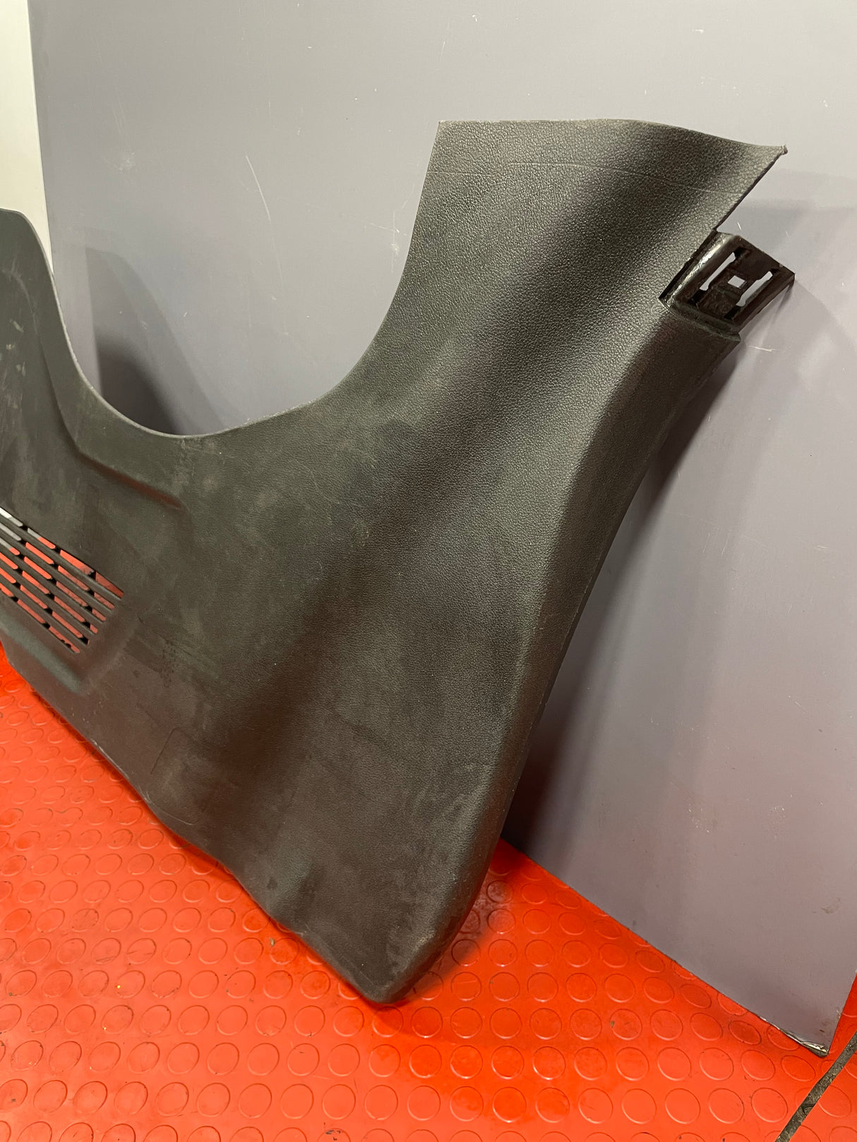 Citroen Berlingo/Peugeot Partner/Vauxhall Combo/Toyota Proace City DRIVER SIDE REAR BOOT TRIM 2018-2024 P/N 98176516ZD