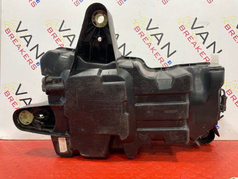 Citroen Berlingo Peugeot Partner Toyota Proace Vauxhall Combo ADBLUE TANK AND PUMP  2019-2024 P/N 9817601880
