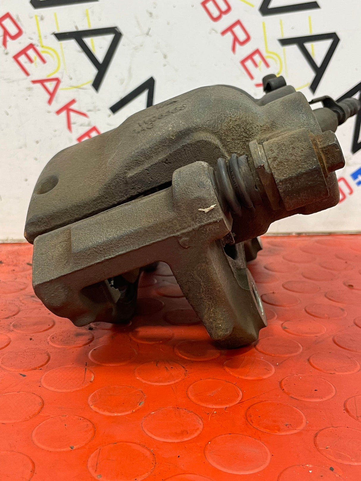 Ford Transit Custom PASSENGER SIDE FRONT BRAKE CALIPER AND CARRIER 2013-2018 P/N 2B294