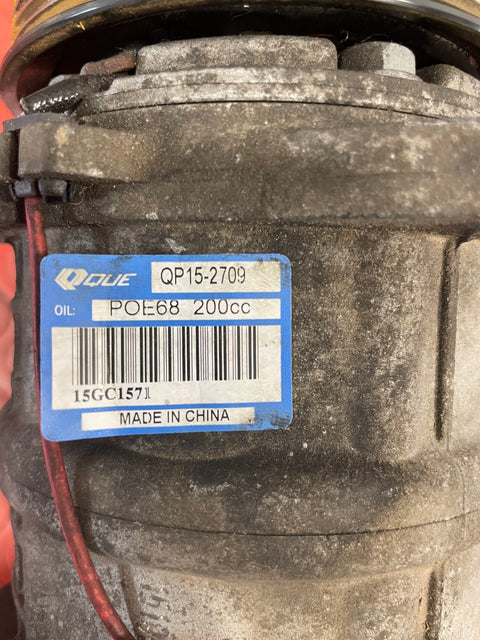 Mercedes Sprinter AIR CONDITIONING COMPRESSOR/AC PUMP W/ BRACKET 2014 P/N 03930013