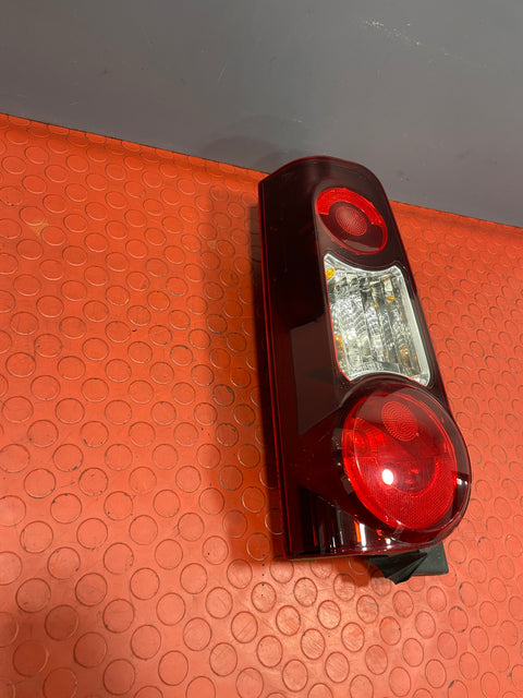 Citroen Berlingo/Peugeot Partner TAILLIGHT (Damage Lower Mounting Point) Passenger's Side 2008-2017 P/N 9680608080 - 1