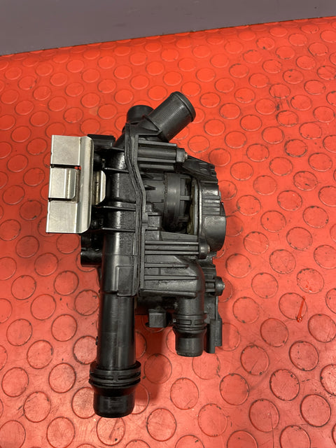 Vauxhall Vivaro/Peugeot Expert/Citroen Berlingo/Dispatch/Toyota Proace/Fiat Scudo THERMOSTAT HOUSING 1.6 BlueHDi 8V 2016-2024 P/N 9803549480