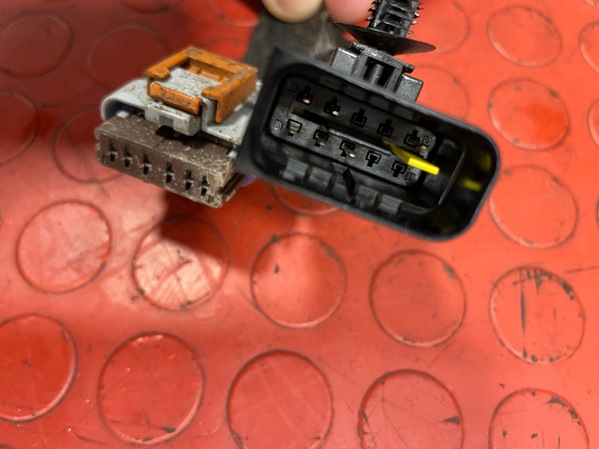 Citroen Dispatch/Peugeot Expert/Vauxhall Vivaro/Toyota Proace/Fiat Scudo SLIDING DOOR WIRING LOOM Passengers Side 2016-2024 P/N 9816583280