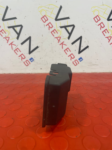 Peugeot Partner/Citroen Berlingoi 1.6 HDi HEATER BLOWER FAN RESISTOR COVER  2008-2013 P/N 9664966580