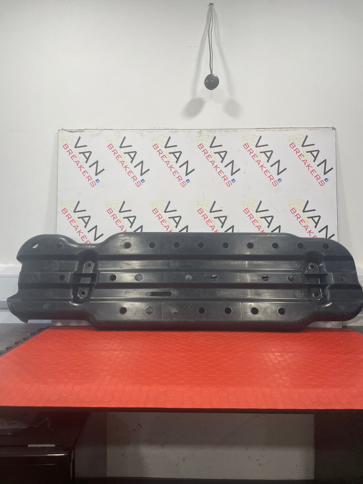 Ford Ranger UNDER FUEL TANK PROTECTION 2019 P/N AB319K014AA