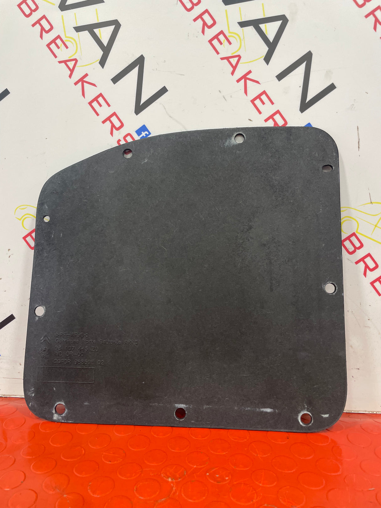Peugeot Partner INTERIOR DOOR TRIM REAR RIGHT O/S 2008-2018 P/N 98107445ZD