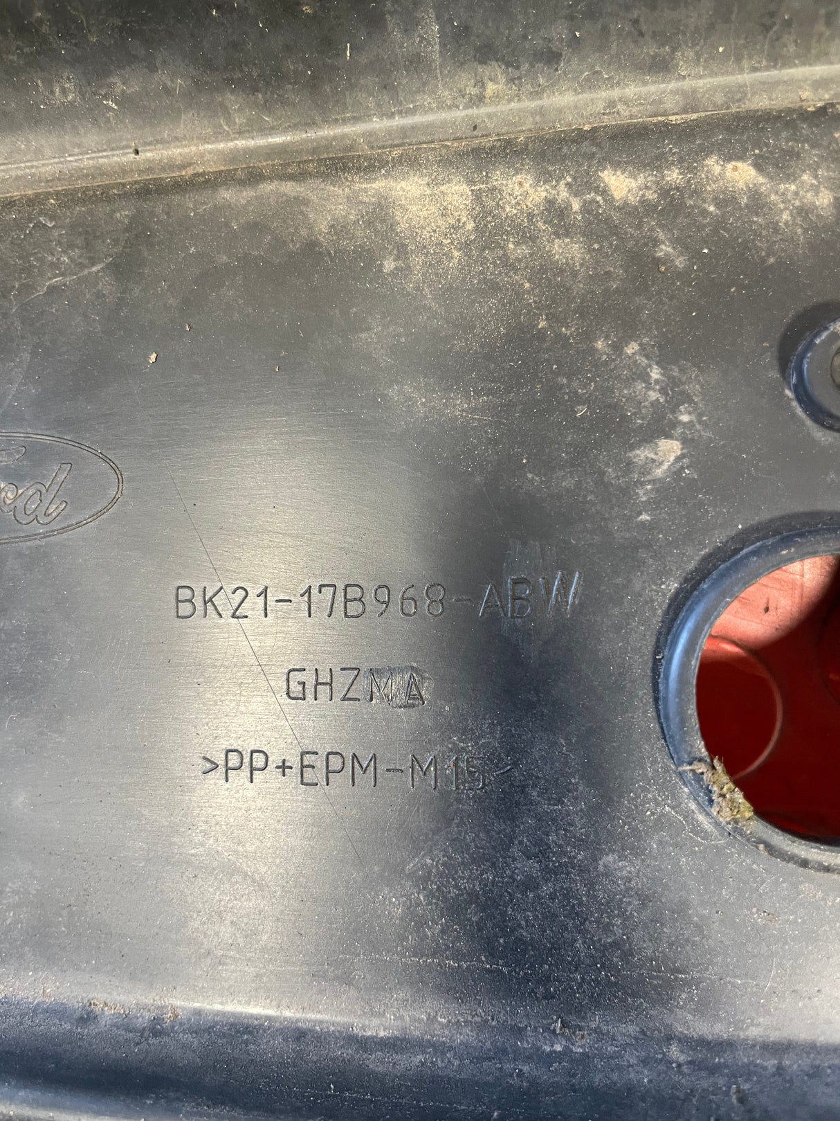 Ford Transit Custom MIDDLE GRILL 2013-2018 P/N BK2117B968ABW