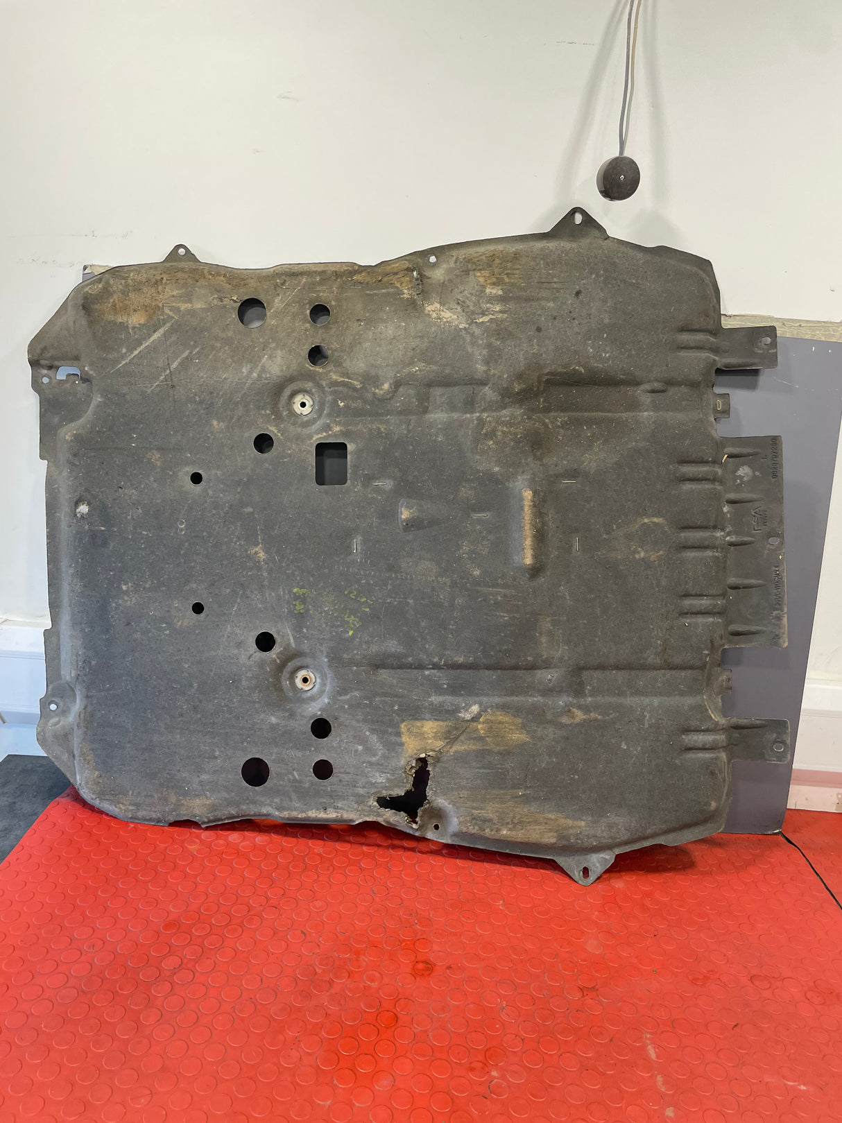 Citroen Berlingo/Peugeot Partner/Vauxhall combo/Toyota Proace City UNDER SUMP GAURD TRAY 1.5 2019-2024 TRAY P/N9828797280