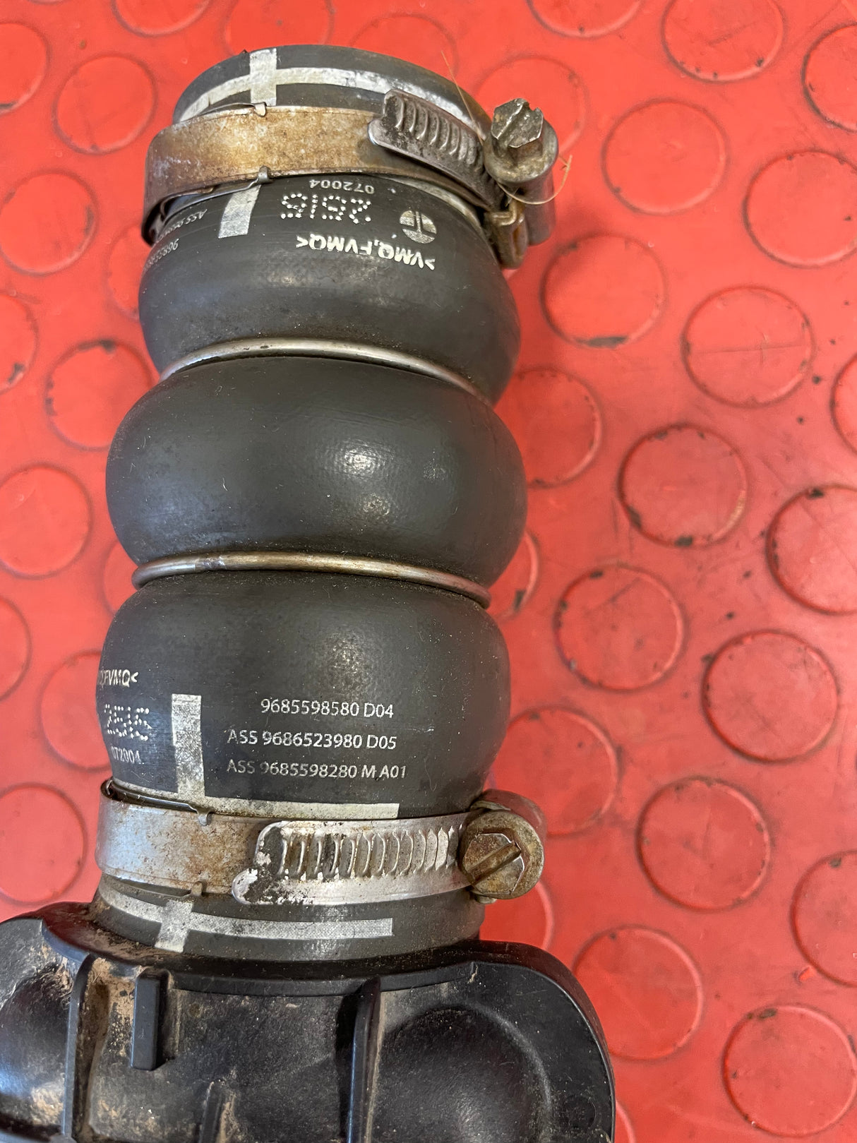 Citroen Berlingo/Peugeot Partner BOOST PIPE 2008-2018 P/N 9687261180 / 9685598580