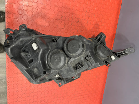 Citroen Dispatch/Peugeot Expert/Toyota Proace HEADLIGHT Passenger's Side N/S 2008-2018 P/N 89902607 - 1
