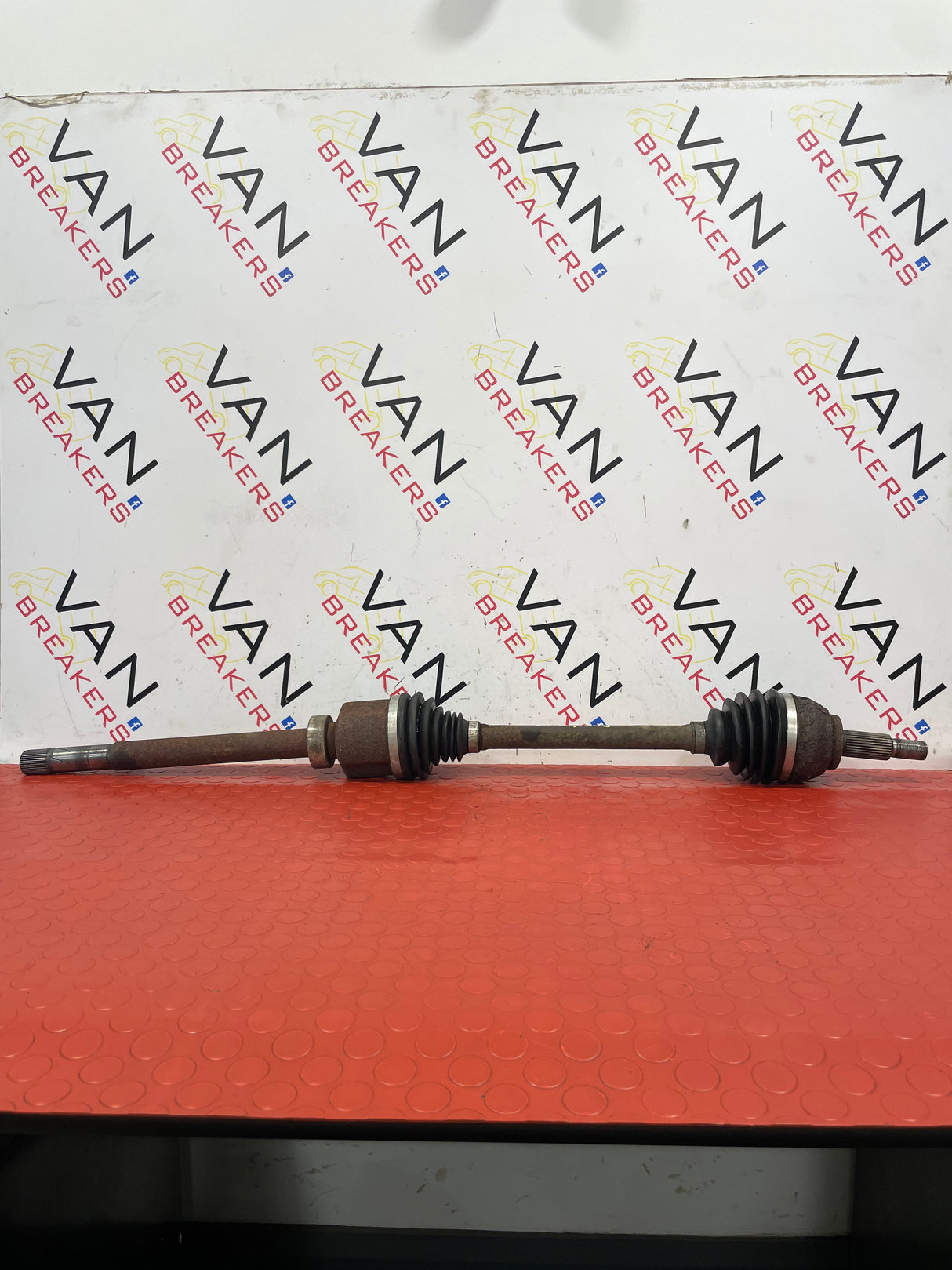 Renault Trafic/Vauxhall Vivaro/Nissan NV300 DRIVESHAFT Drivers Side 1.6 2014-2017 P/N 391005010R