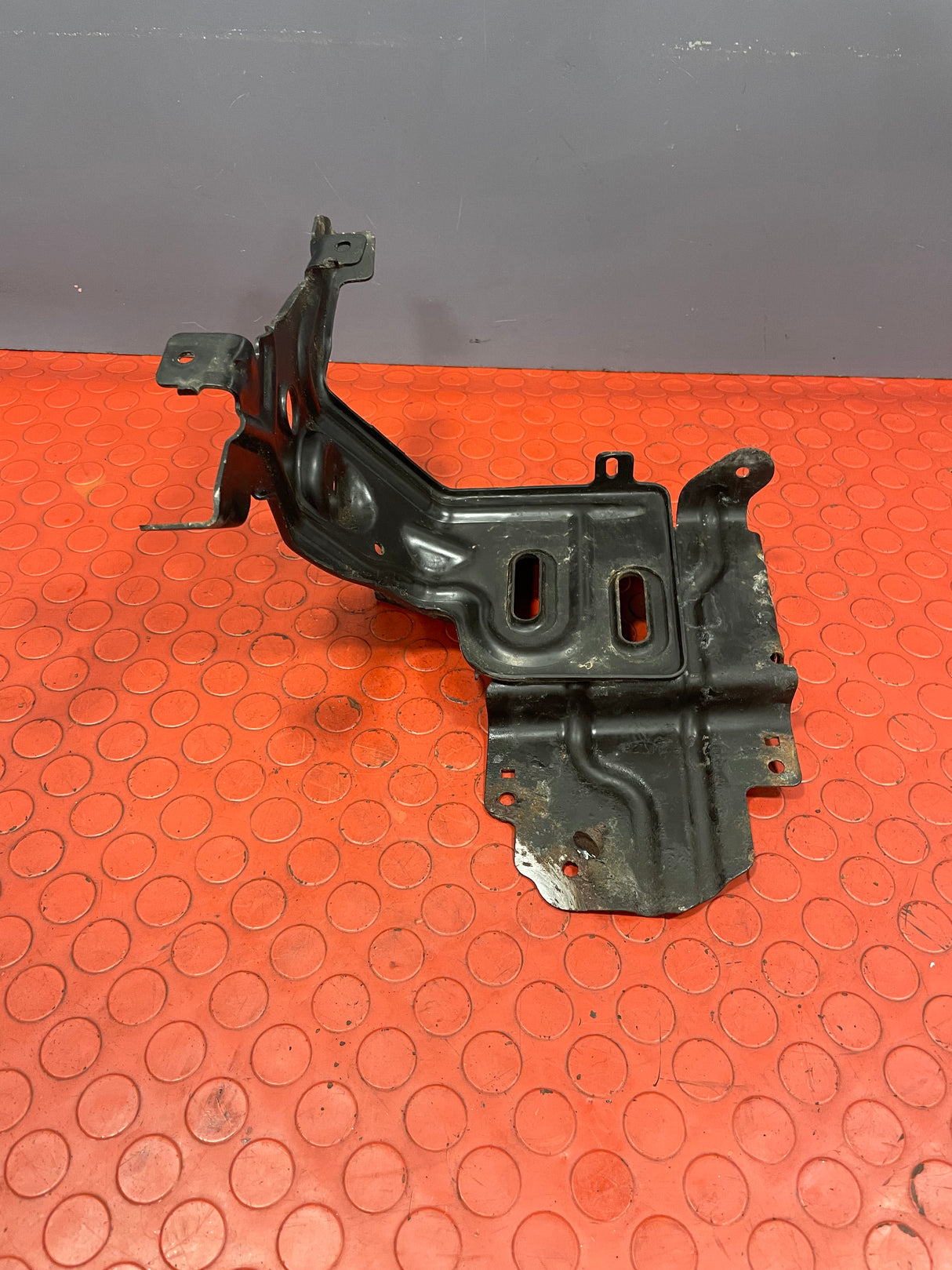 Ford Transit Custom Mk8 UNDER BONNET FUSE BOX BRACKET 2014-2023 P/N JK21V020C74BB