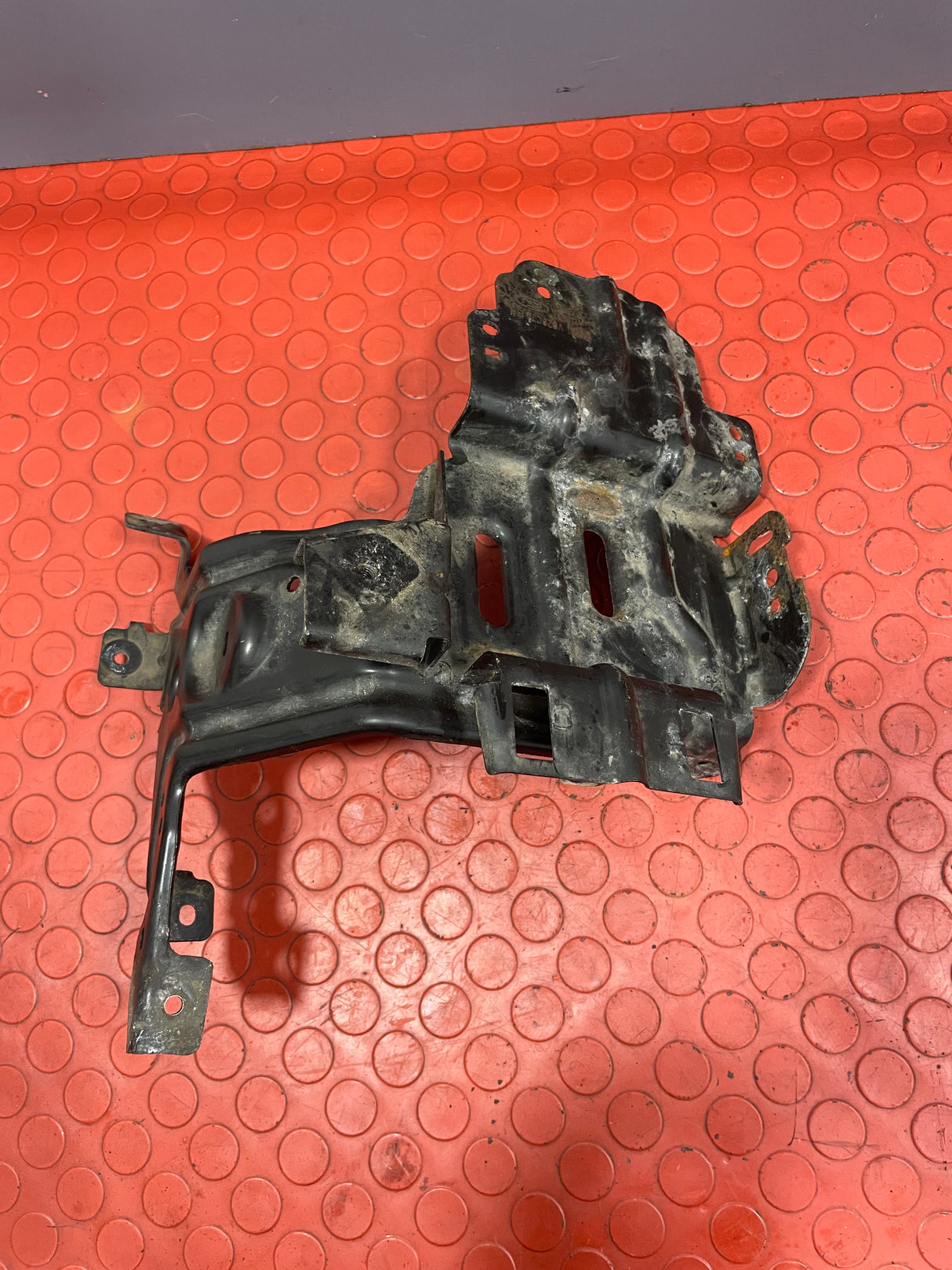 Ford Transit Custom Mk8 UNDER BONNET FUSE BOX BRACKET 2014-2023 P/N JK21V020C74BB