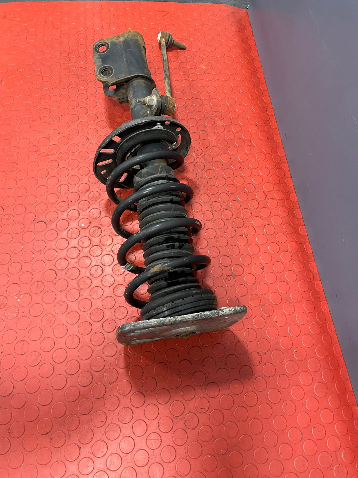 Citroen Dispatch/Vivaro Vauxhall/Peugeot Expert/Toyota Proace/Fiat Scudo COMPLETE FRONT SHOCK ABSORBER DRIVER'S SIDE O/S 1.6 2016 P/N 9821596680