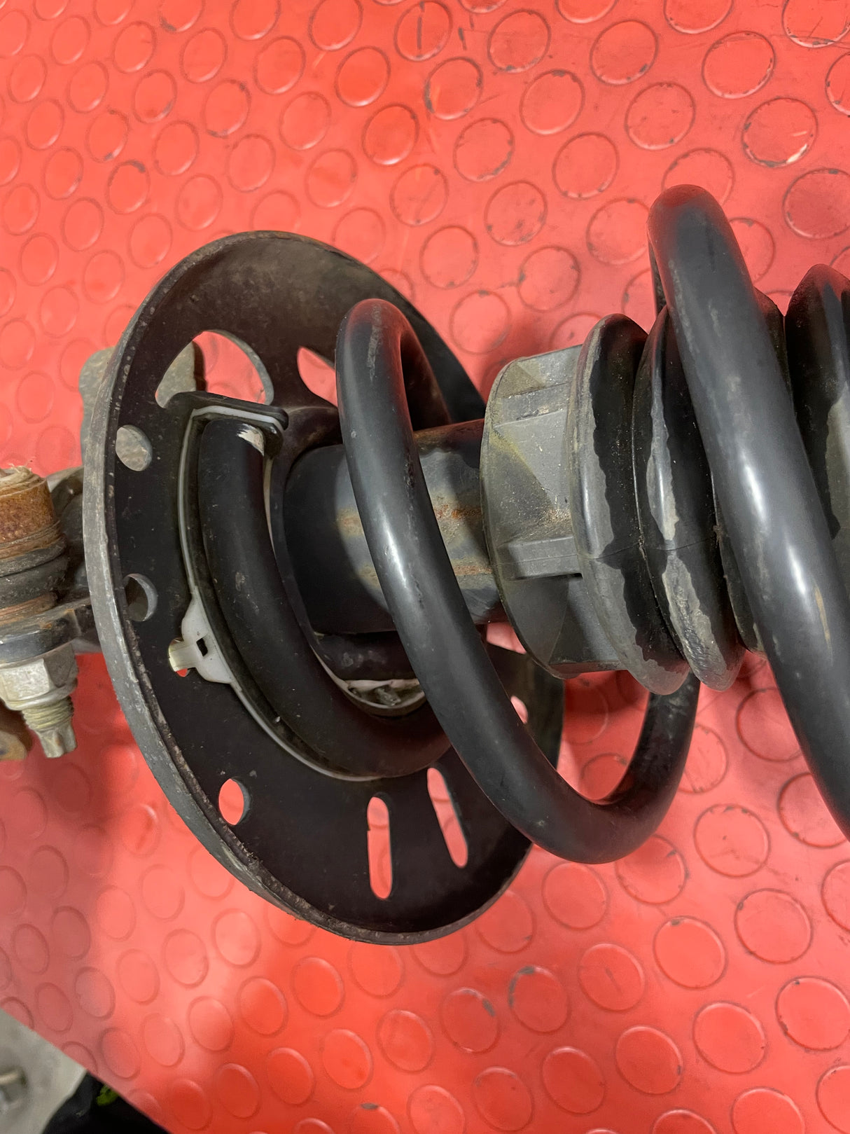 Citroen Dispatch/Vivaro Vauxhall/Peugeot Expert/Toyota Proace/Fiat Scudo COMPLETE FRONT SHOCK ABSORBER DRIVER'S SIDE O/S 1.6 2016 P/N 9821596680