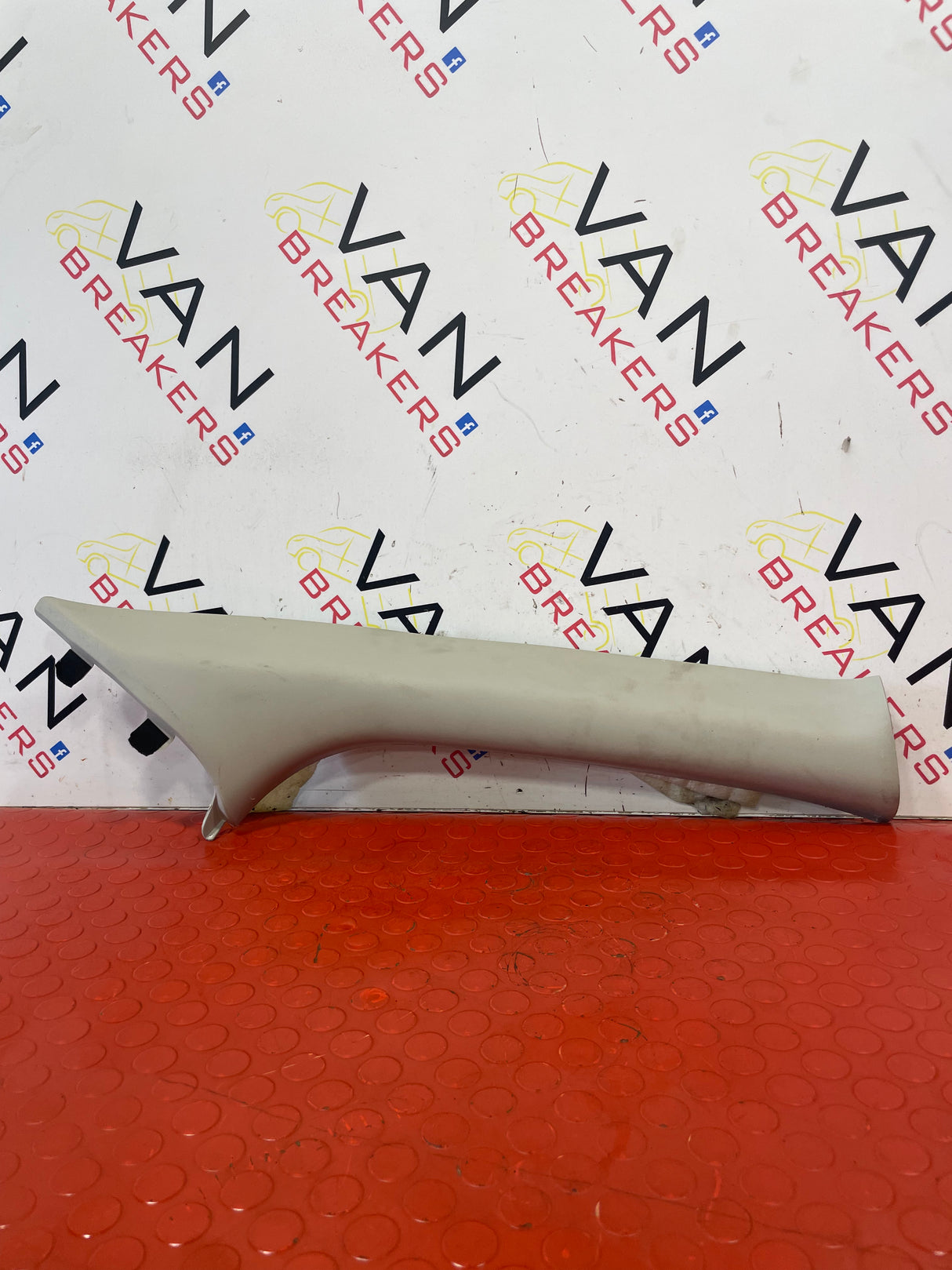 Nissan Navara D/S INTERIOR TRIM PIECE 2018 P/N 769114JA0A