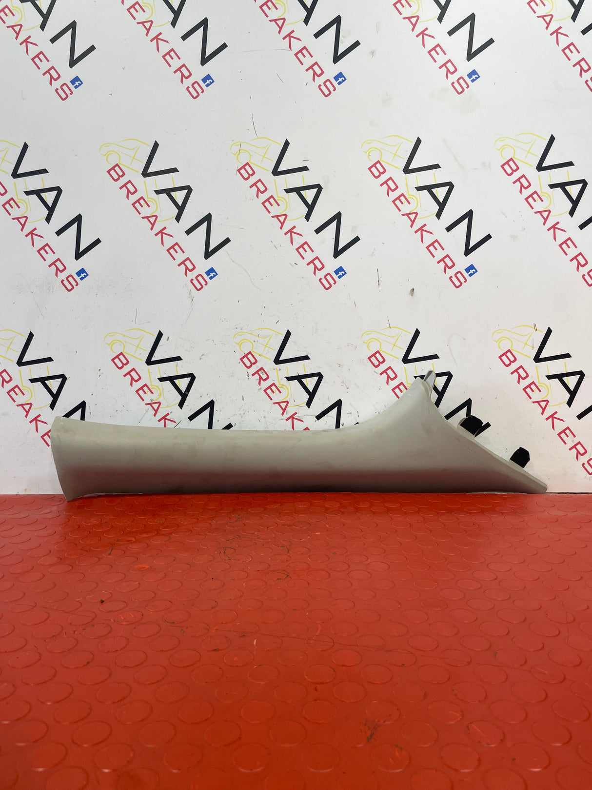 Nissan Navara D/S INTERIOR TRIM PIECE 2018 P/N 769114JA0A