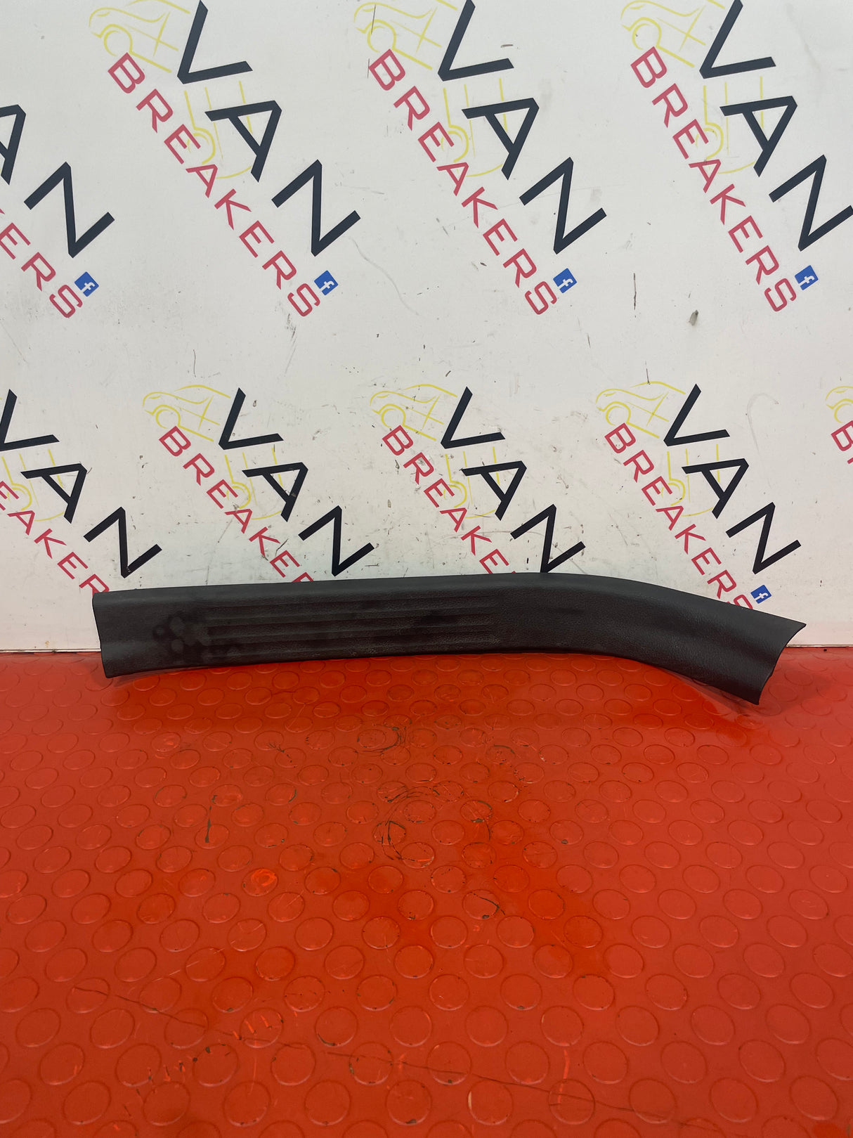 Nissan Navara P/S REAR DOOR KICK PLATE 2015-2024 P/N 769B74KJ1A