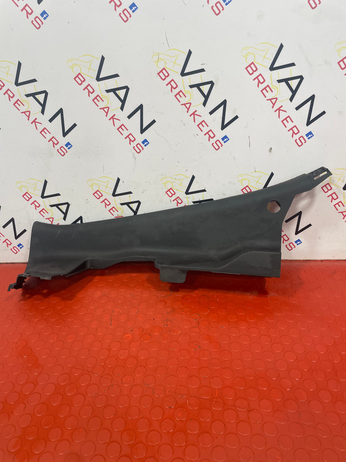 Nissan Navara P/S PILLAR TRIM 2015-2024 P/N 769394KJ2A
