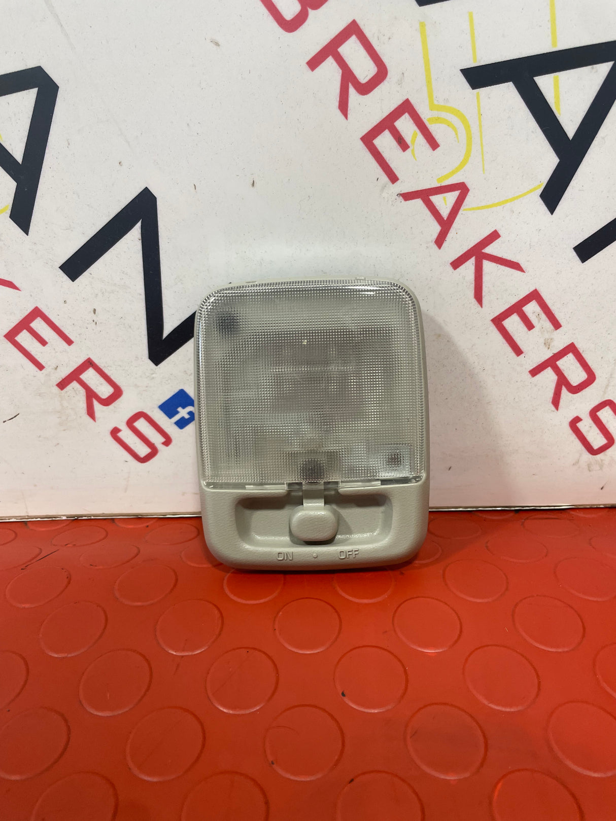 NIissan Navara REAR INTERIOR LIGHT 2015-2024 P/N 26410ZT60A