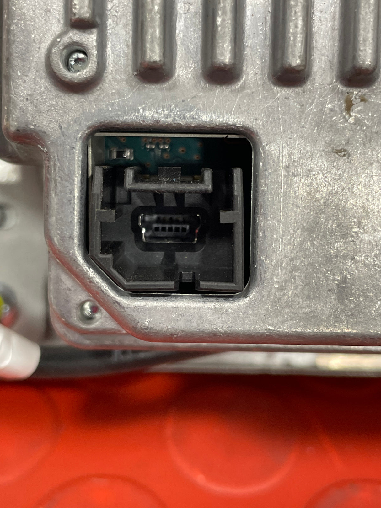 Ford Ranger GPS NAVIGATION CONTROL UNIT 2022 (SMALL MARK ON SCREEN. SEE PICTURES) RADIO P/N MB3T14G370MGC