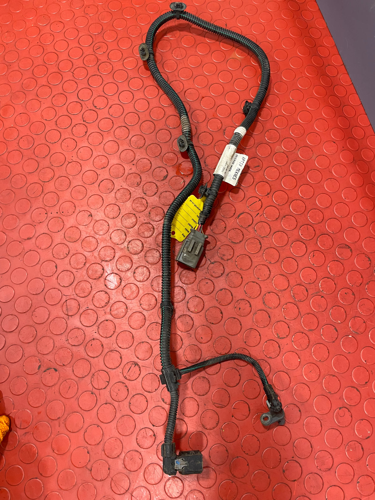 Peugeot Partner/Citroen Berlingo/Vauxhall Combo/Toyota Proace City REAR BRAKE ABS LOOM w/ SENSOR Passenger's Side 2019-2024 P/N 9828045780