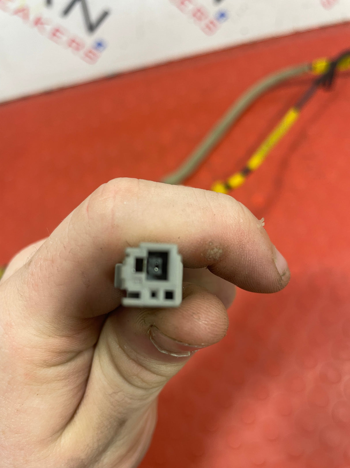 Nissan Navara ANTENNA FEED CABLES 2015-2024 P/N 28243EB410