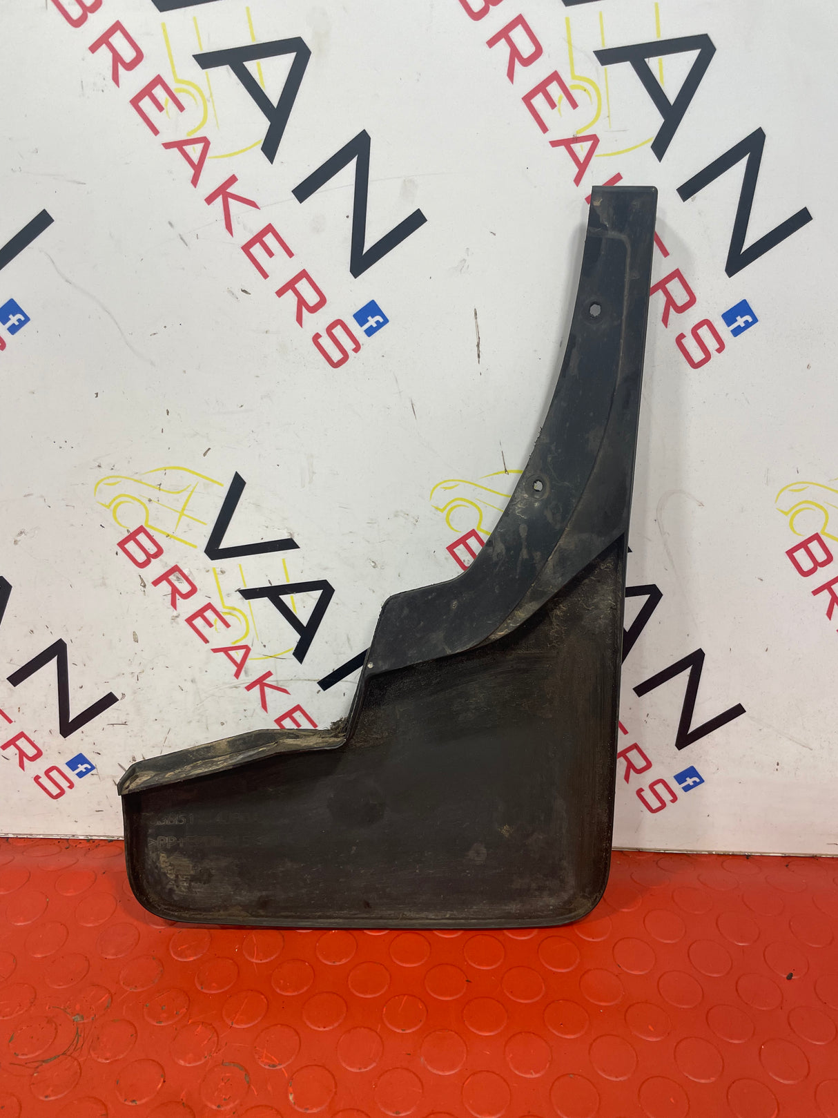 Nissan Navara P/S FRONT MUDFLAP 2015-2024 P/N 638514JB0A