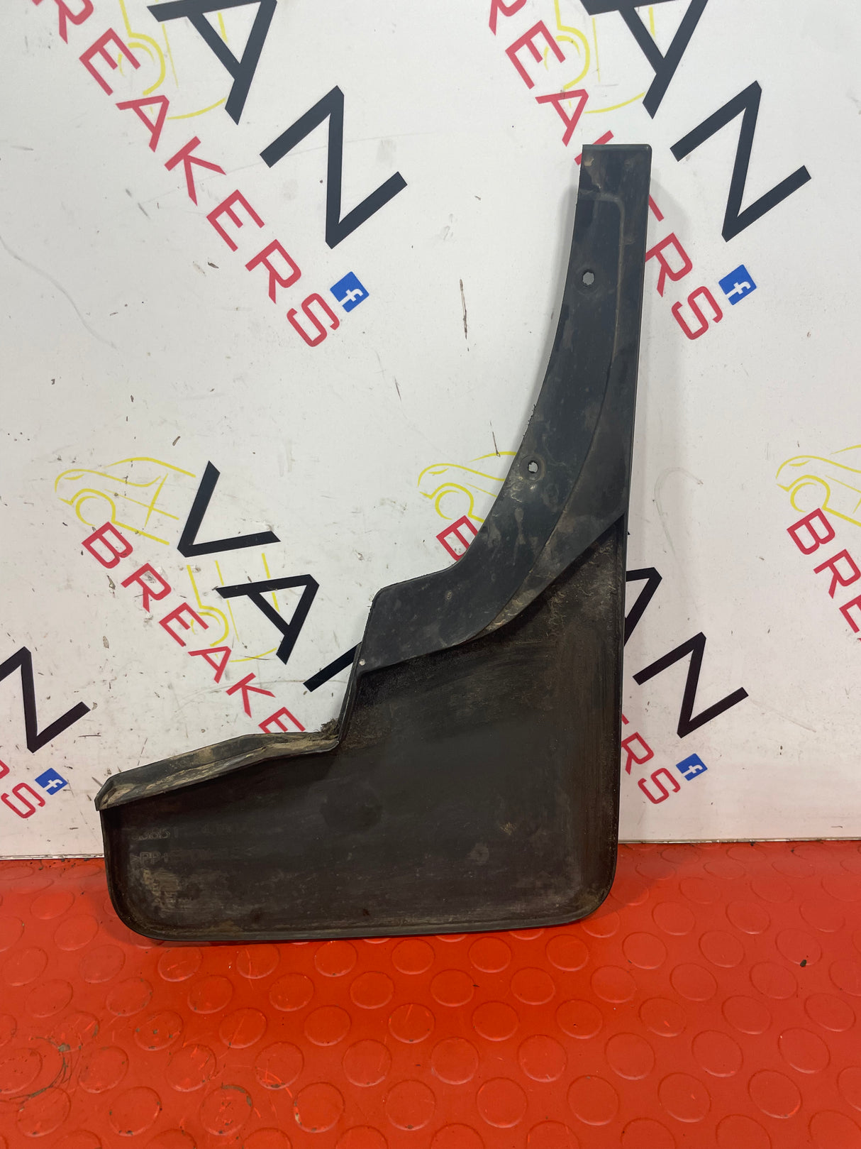 Nissan Navara P/S FRONT MUDFLAP 2015-2024 P/N 638514JB0A